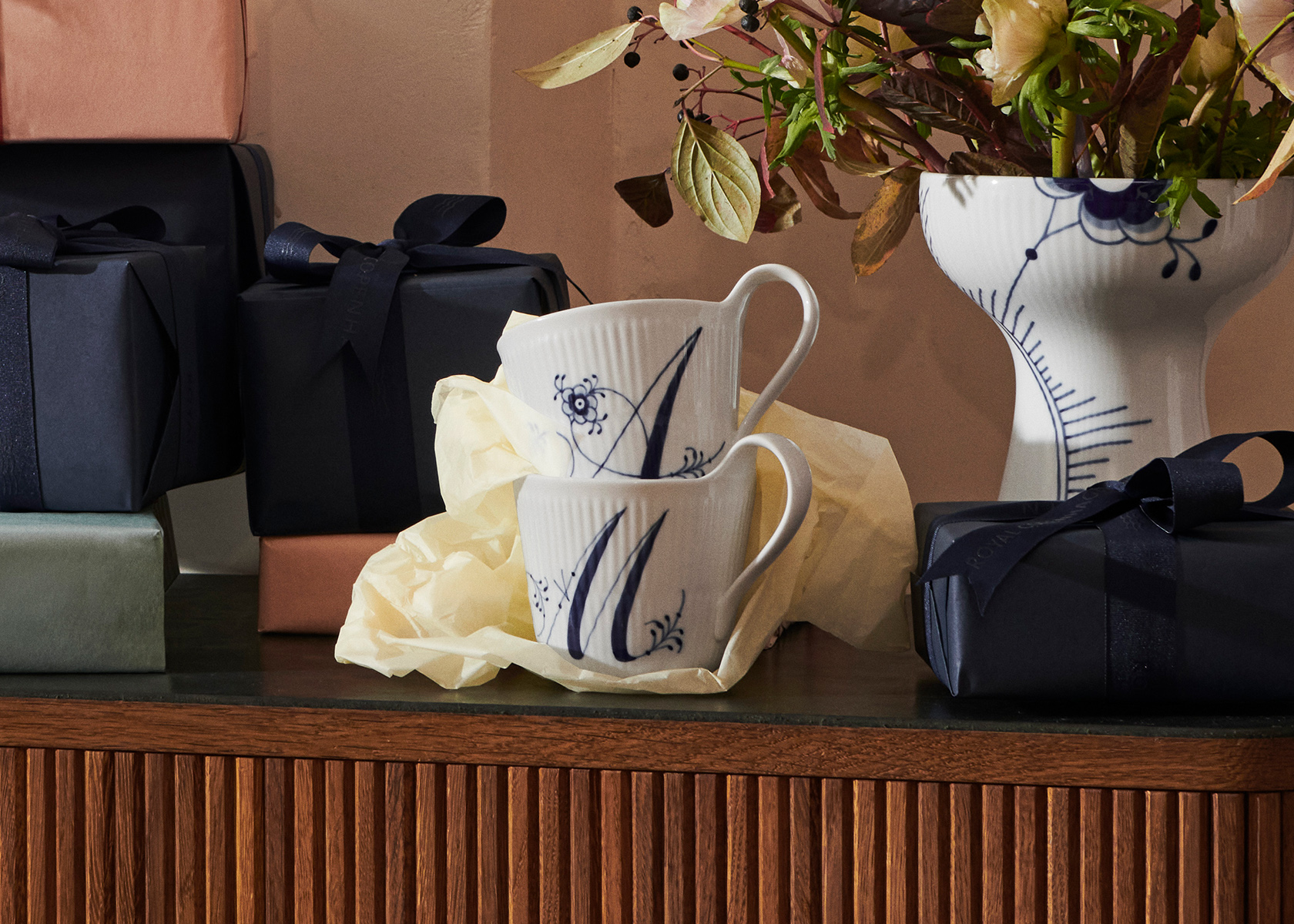Give a personal birthday gift from Royal Copenhagen that will make a beautiful addition to any collection.